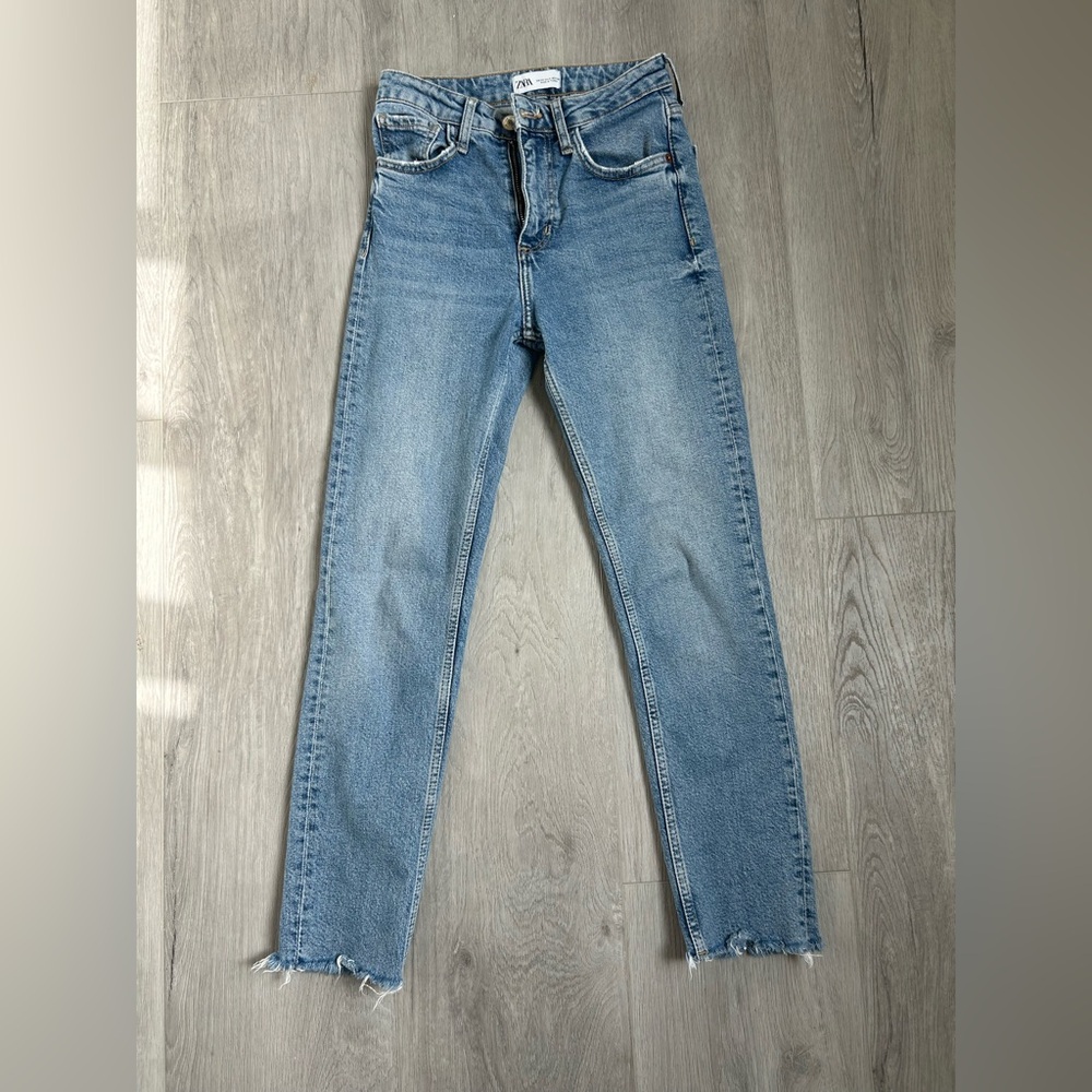 Zara Light Blue Denim Jeans